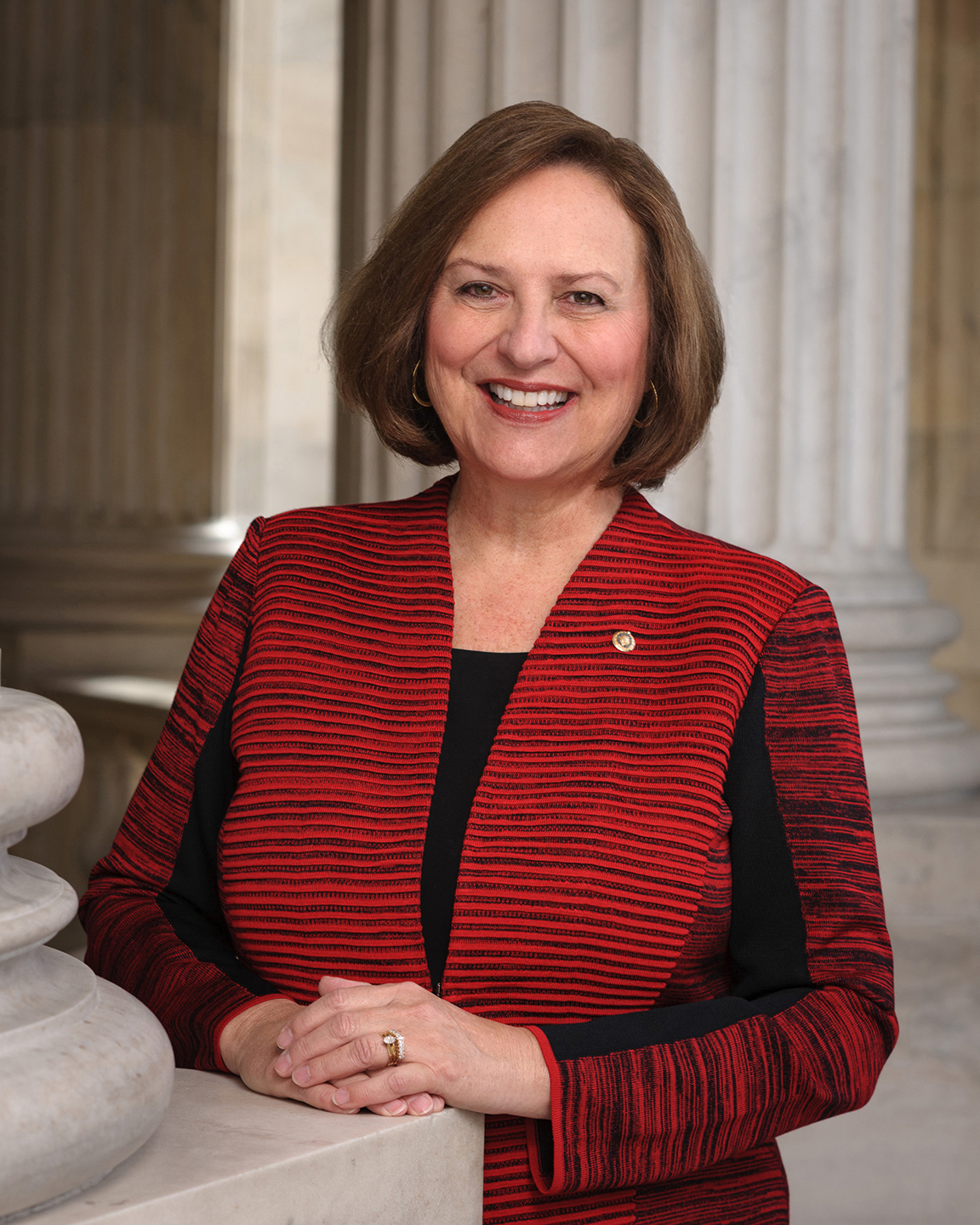 Color portrait of Sen. Deb Fischer