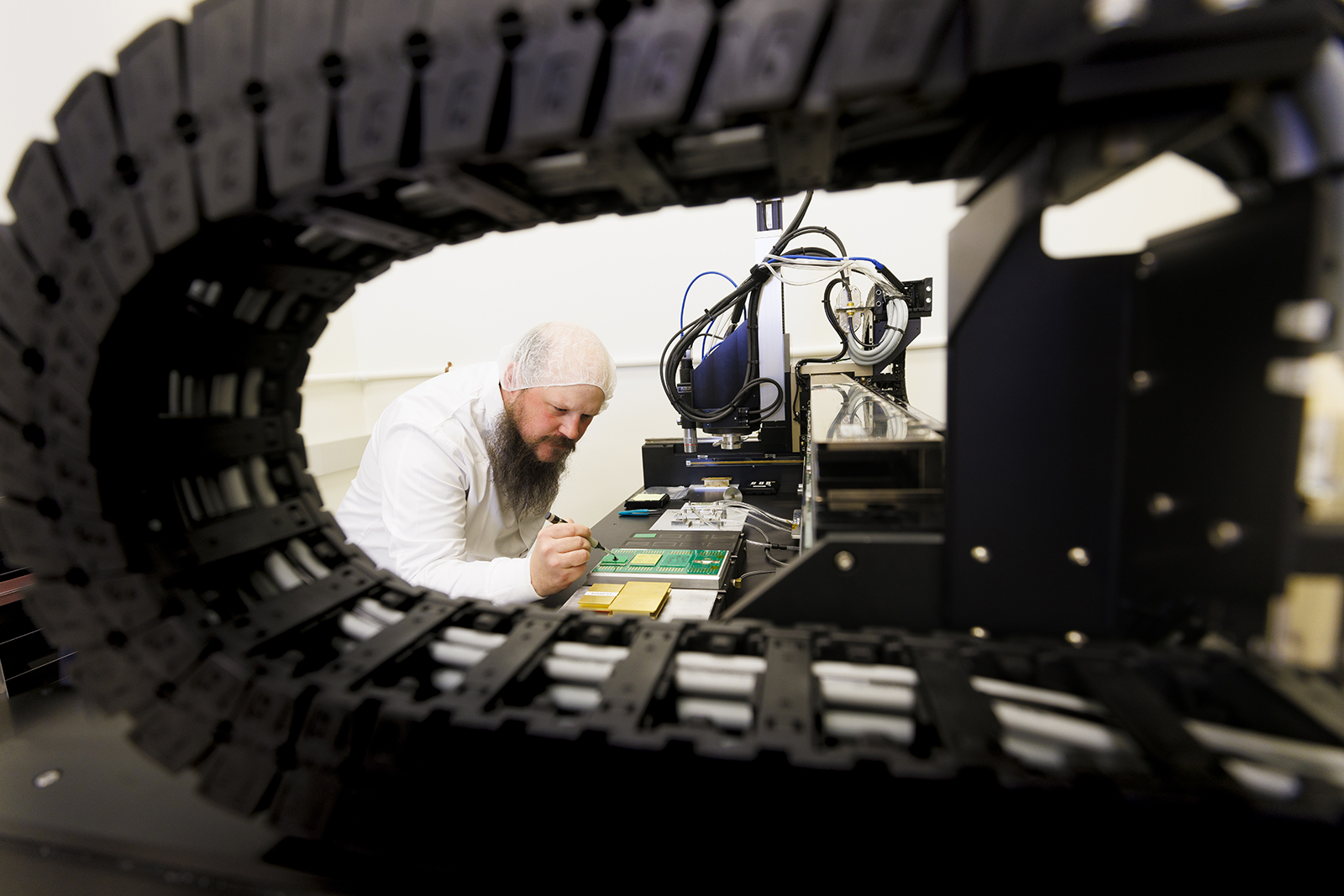 Along with Caleb Fangmeier, the Jorgensen Hall lab includes a post-doctoral researcher, three graduate students and five undergraduates. 