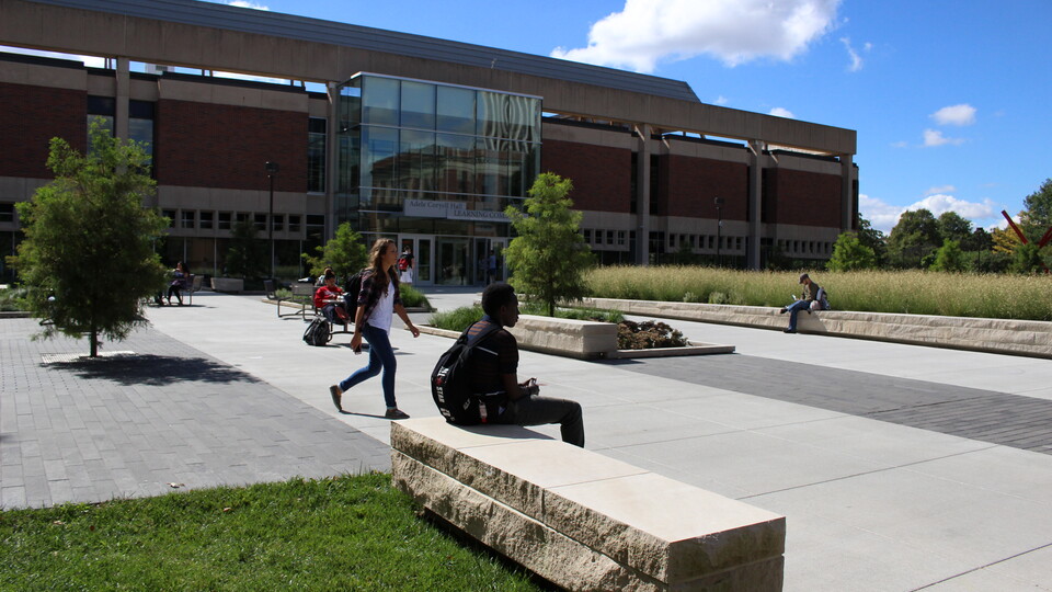 Libraries announce summer hours and closure of Engineering Library.