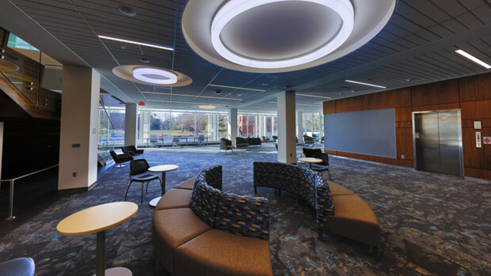 First floor interior of the Dinsdale Family Learning Commons