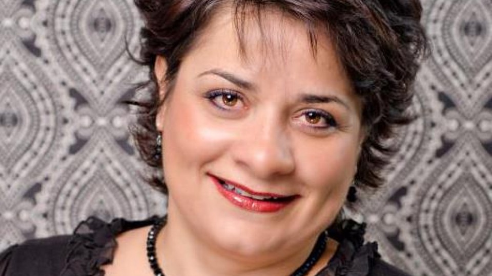 Dr. Helen Abdali Soosan Fagan