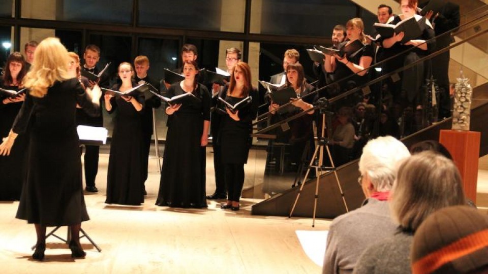 The University Chamber Singers will present “BLESSINGS OF BLUE”, the first concert in their Sheldon Museum of Art 2014-2015 Concert Series, on November 2 at 7:30 p.m. in the Sheldon Great Hall.  The event is free and open to the public.