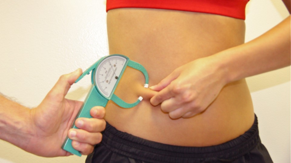 How to Measure Your Body Fat (HOME METHOD!)‏
