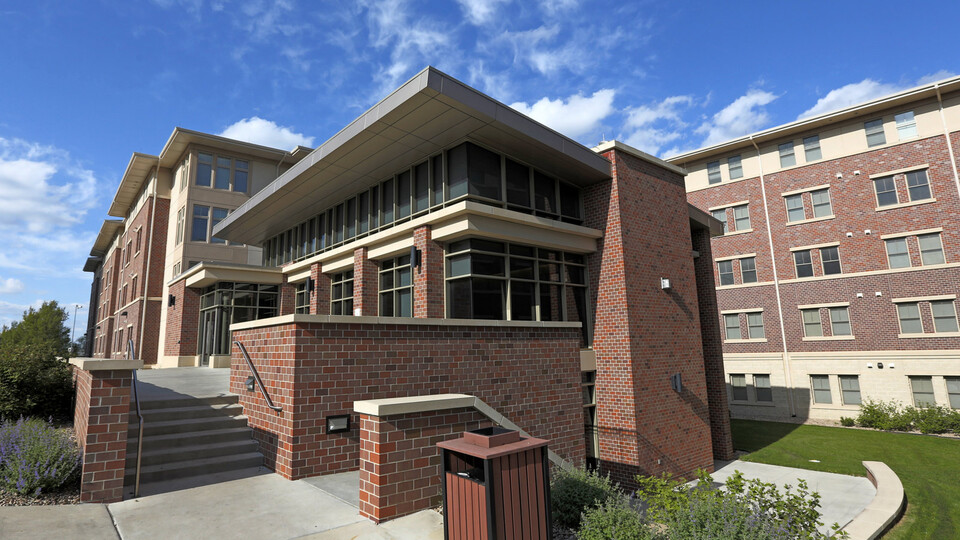 exterior photo of Knoll Residential Center on a sunny day