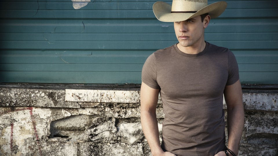 Country musician Dustin Lynch will play the UNL Homecoming Concert on Sept. 25 on East Campus. The event is free.