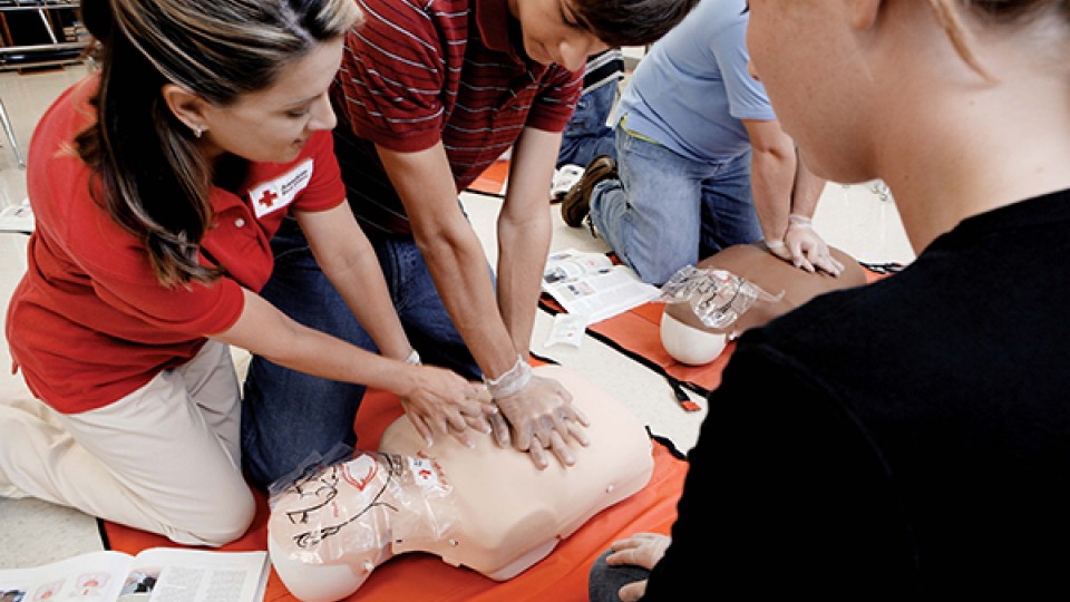 Adult CPR, AED and First Aid Training at Campus Recreation