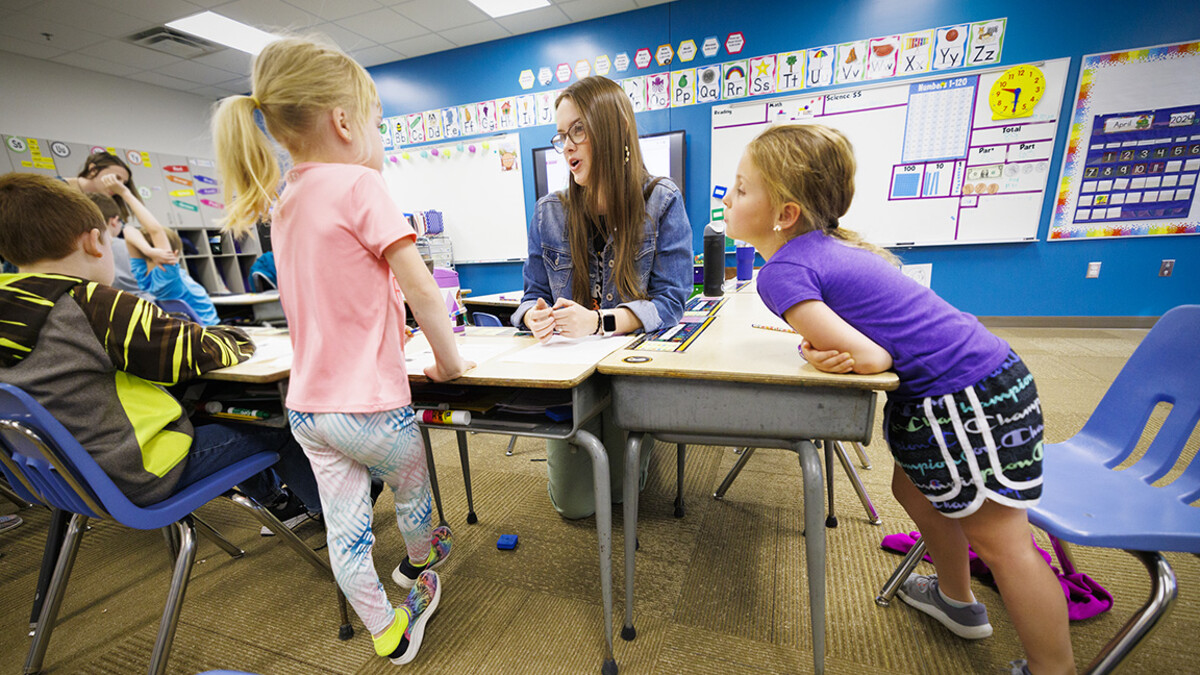 Hannah Cooper student teaches first graders in Thayer Central Elementary School in Hebron, Nebraska. April 11, 2024.