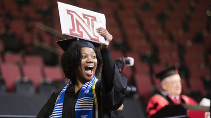 1,400-plus degrees awarded at commencement