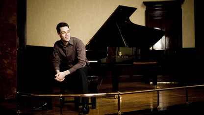 Lied schedules second piano series
