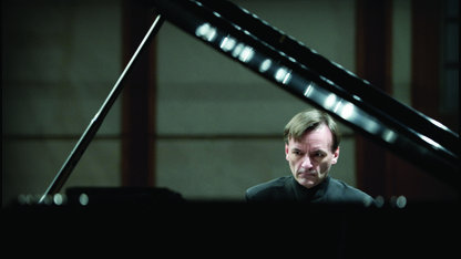 Pianist Stephen Hough to make Lied Center debut Dec. 1