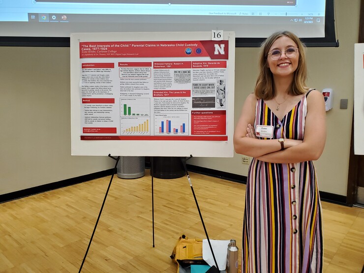Esme Krohn talks about one of her summer research projects at the research fair on August 3. 