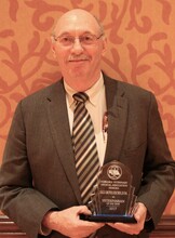 Dale Grotelueschen received the veterinarian of the year award from the Nebraska Veterinary Medical Association at a banquet held Jan. 25 in LaVista. (Photo courtesy of NVMA)