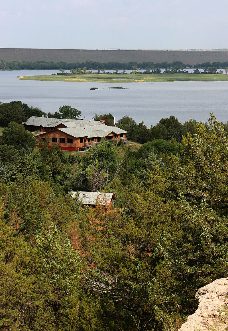 The lodge at Cedar Point Biological Station.