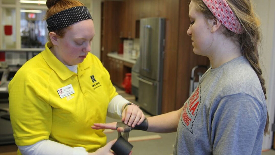 Nebraska’s athletic training majors gain hands-on experience and employ academic knowledge working as student employees in Campus Recreation’s injury prevention and care program.