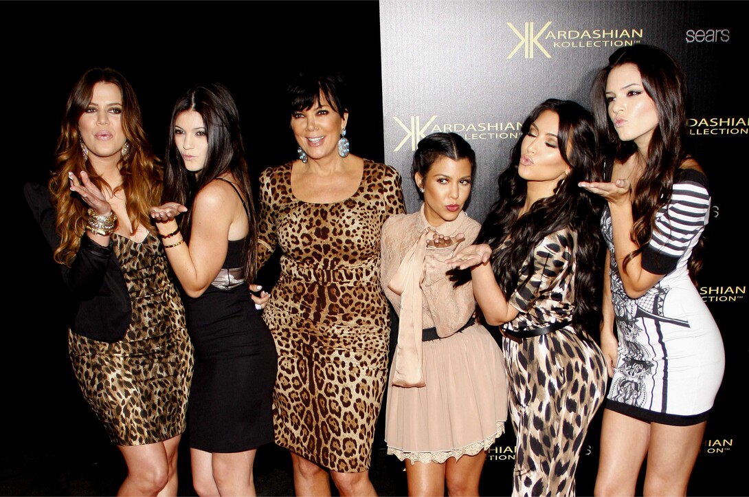 The Kardashian/Jenner family poses at an event. (Left to right: Khloe Kardashian, Kylie Jenner, Kris Jenner, Kourtney Kardashian, Kim Kardashian and Kendall Jenner)