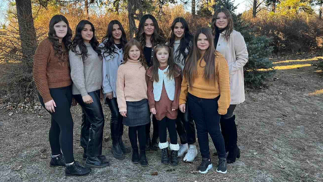 Tatyana poses with her nieces.