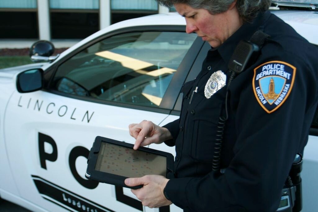Lincoln Police Officer Mary Lingelbach uses CrimeView NEARme software to locate police points of interest
