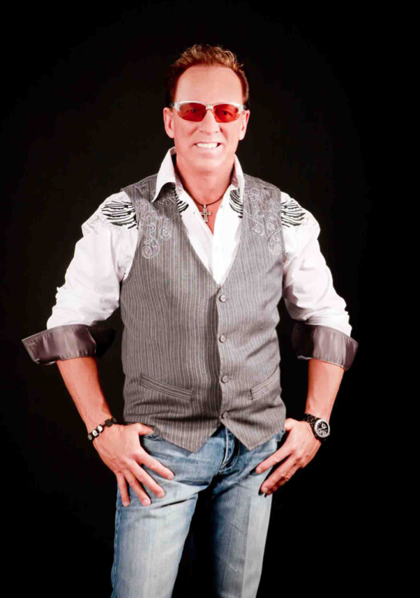 Hypnotist Dr. Jim Wand