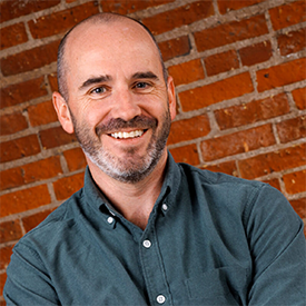 Head shot of Aaron Nix