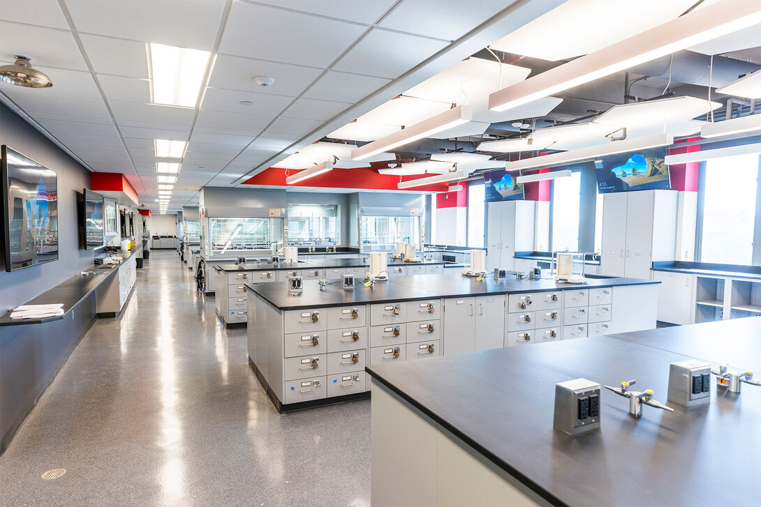 The largest of Hamilton Hall’s newly renovated lab spaces can accommodate students taking organic, inorganic and analytical chemistry. Craig Chandler | UComm