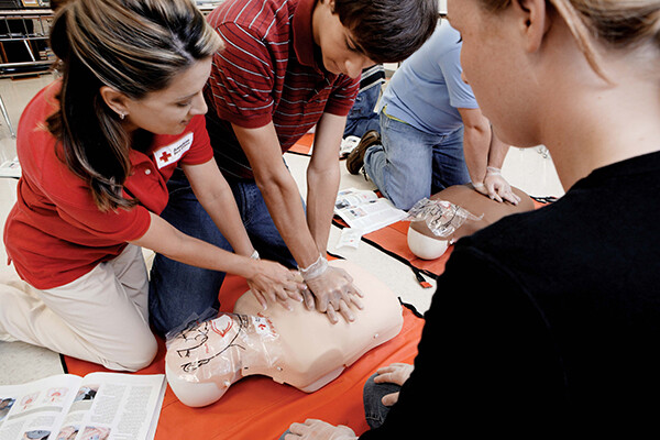 Adult CPR, AED and First Aid Training at Campus Recreation